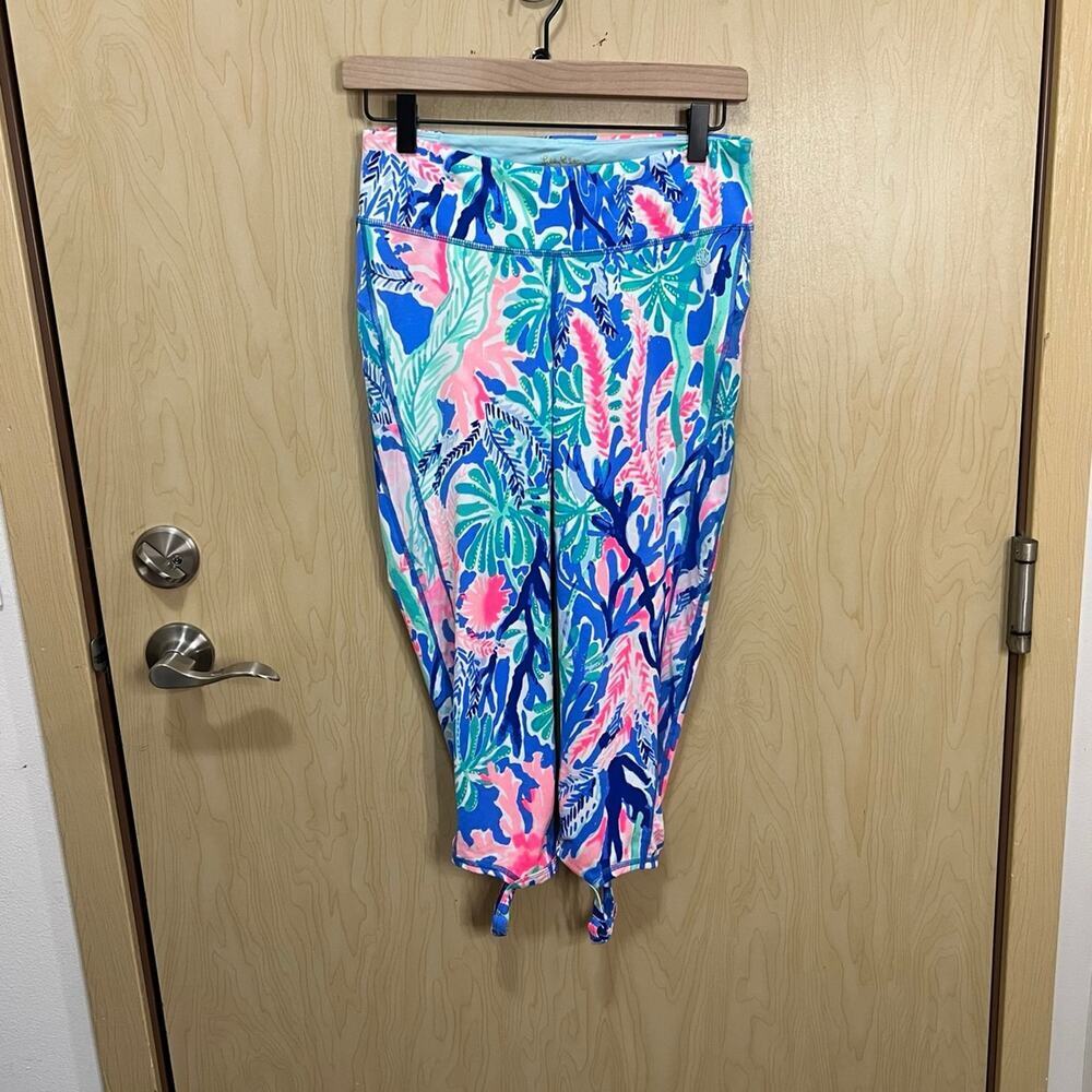 Lilly Pulitzer Luxletic Crop Leggings M Gemma Weekender Jet Stream